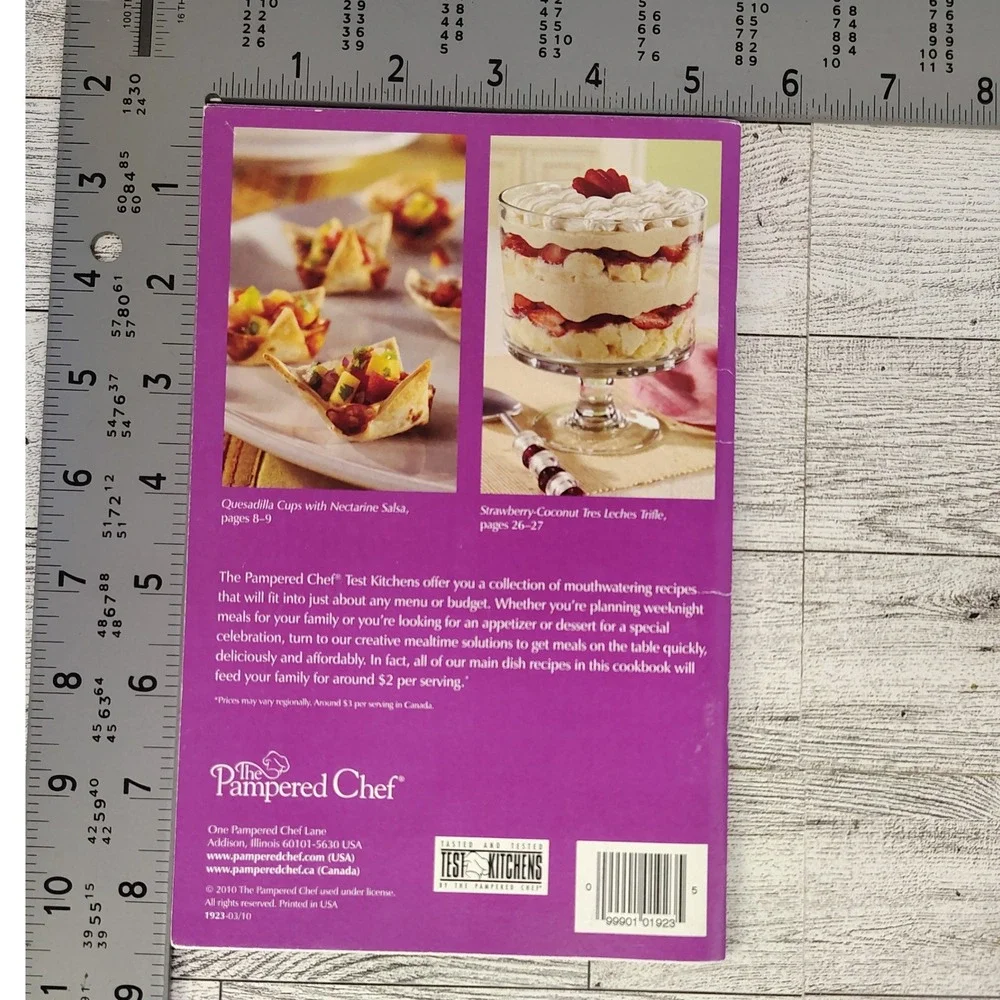Pampered Chef Cookbook • Seasons Best‎ Spring Summer 2010 Seasonal Recipes